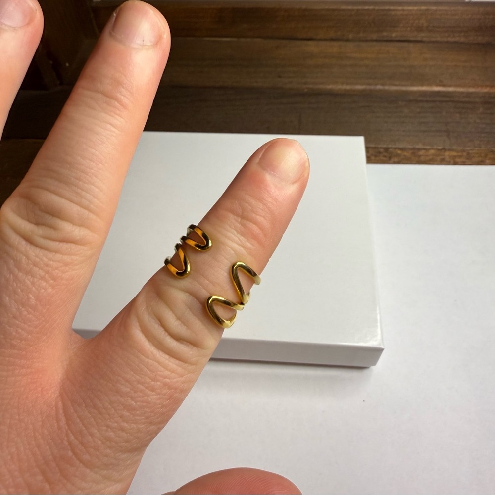 Gold Adjustable Wave Ring
